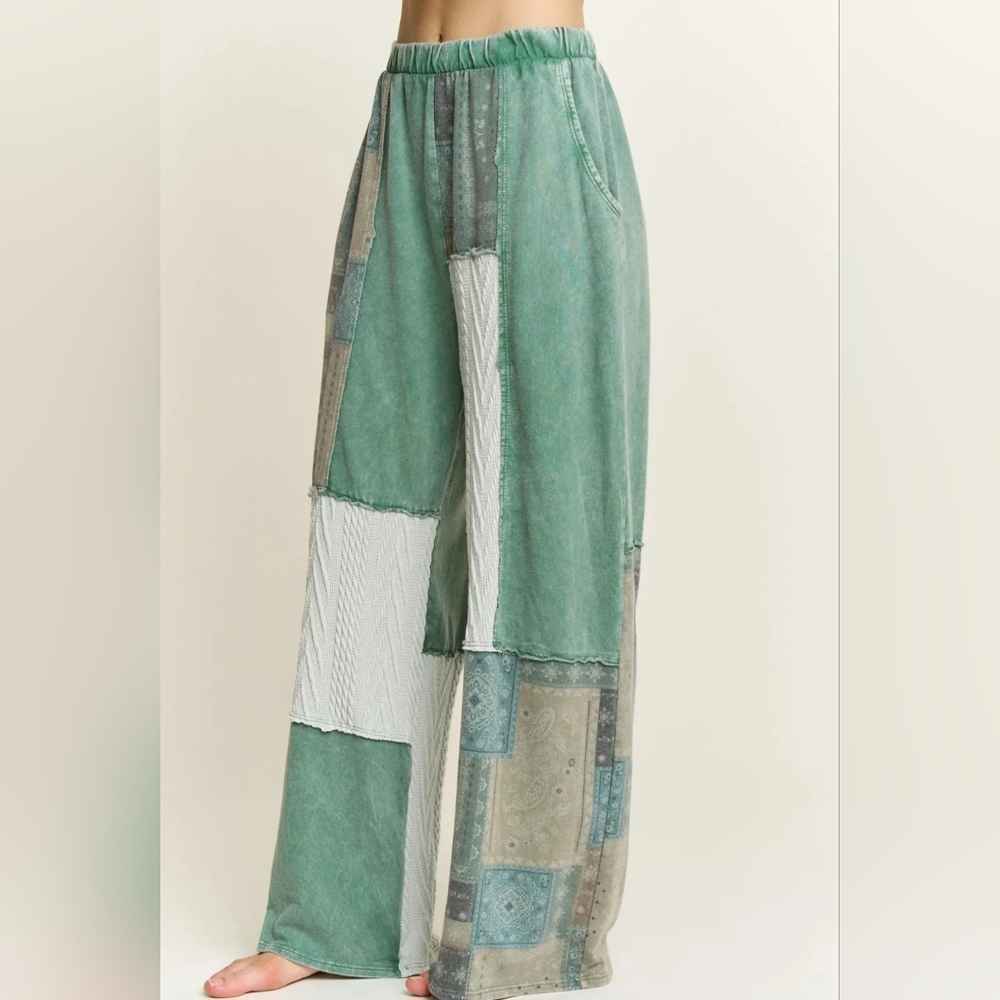 #1057 J Her Mineral Washed Bandana Patchwork + Sweater Pant SET - Picture 9 of 10